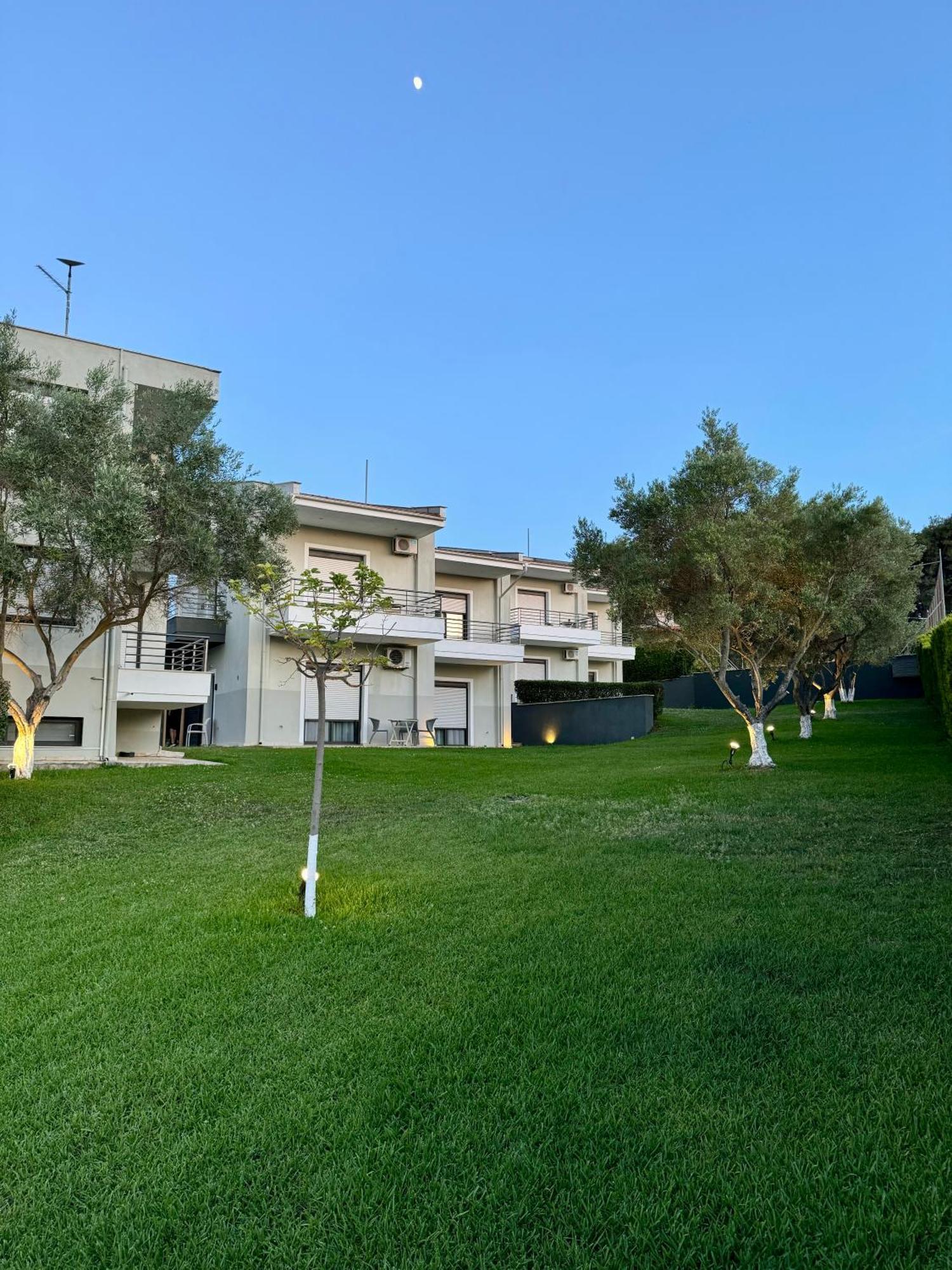 Possidi Hiliadou Boutique Resort מראה חיצוני תמונה
