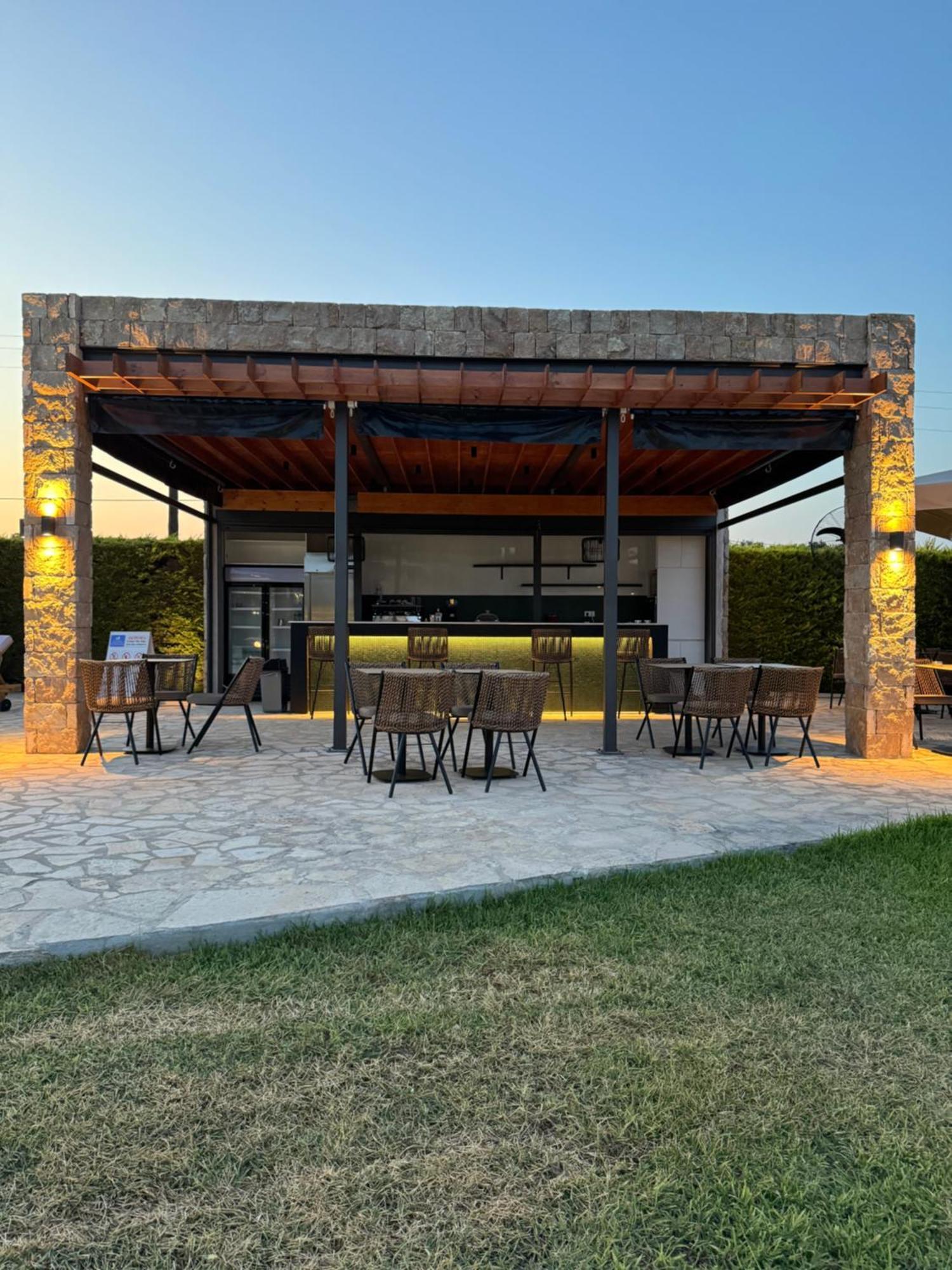 Possidi Hiliadou Boutique Resort מראה חיצוני תמונה